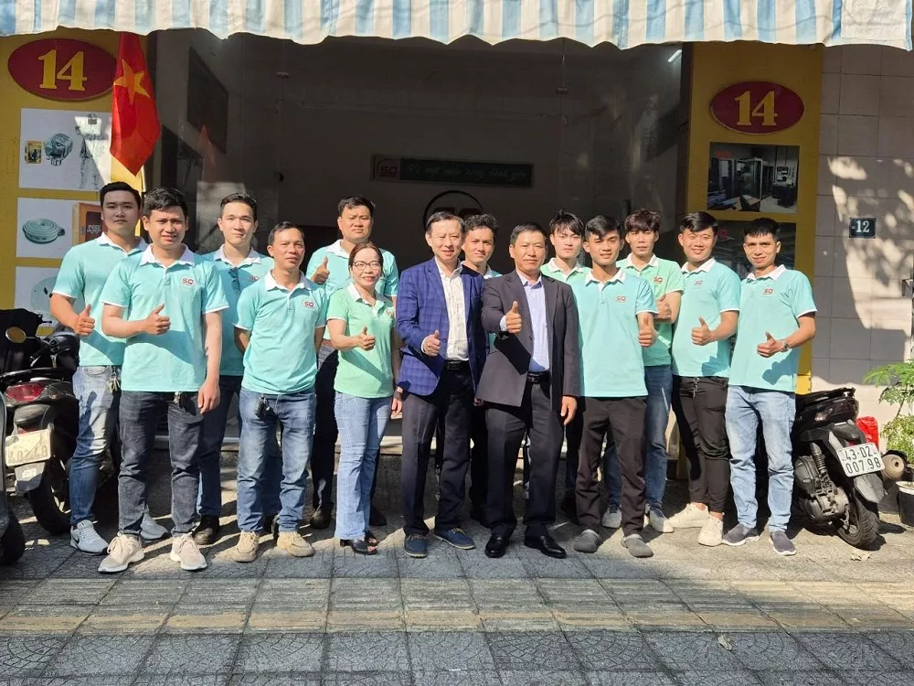 Doi-ngu-nhan-su-2 (2)