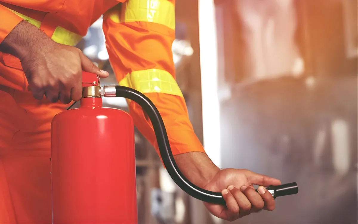 cách kiểm tra bình chữa cháy bằng bột