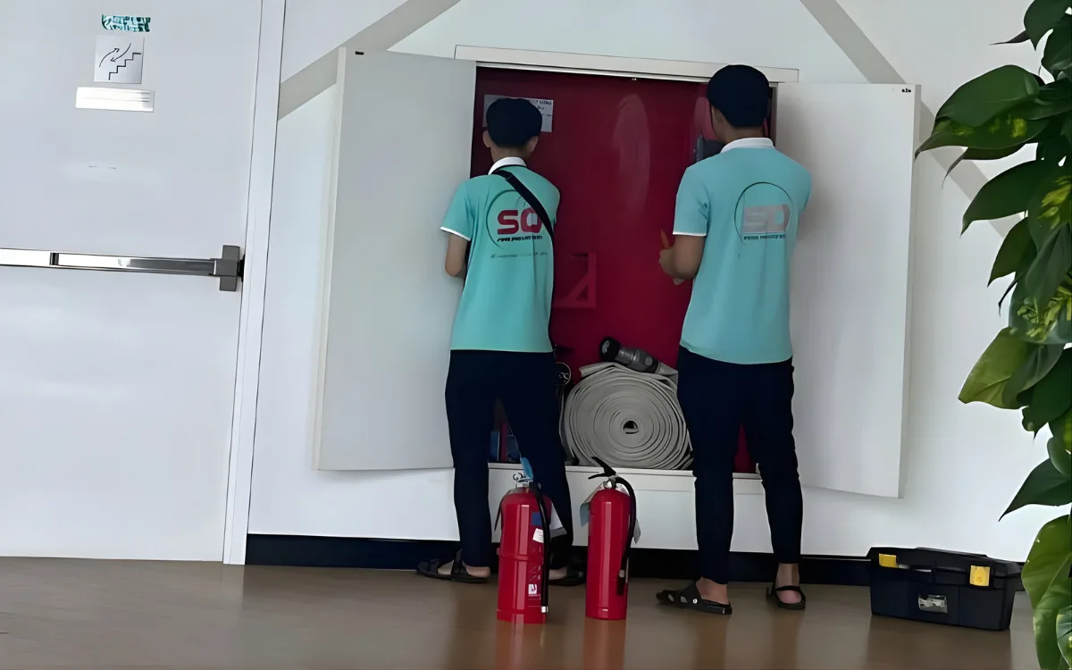 hệ thống họng nước chữa cháy trong nhà