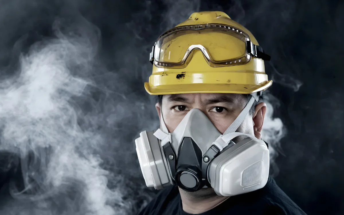 hướng dẫn đeo mặt nạ phòng độc